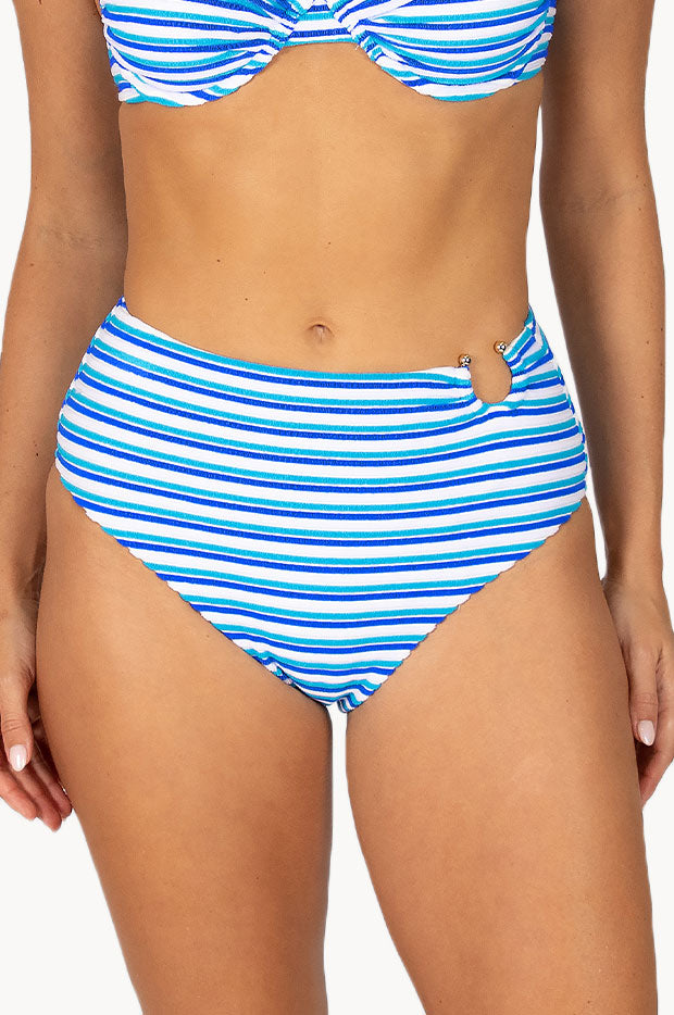 Capri High Waist Cheeky Pant